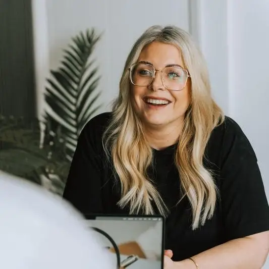 ALISON LAMBERT - THE HR GURU